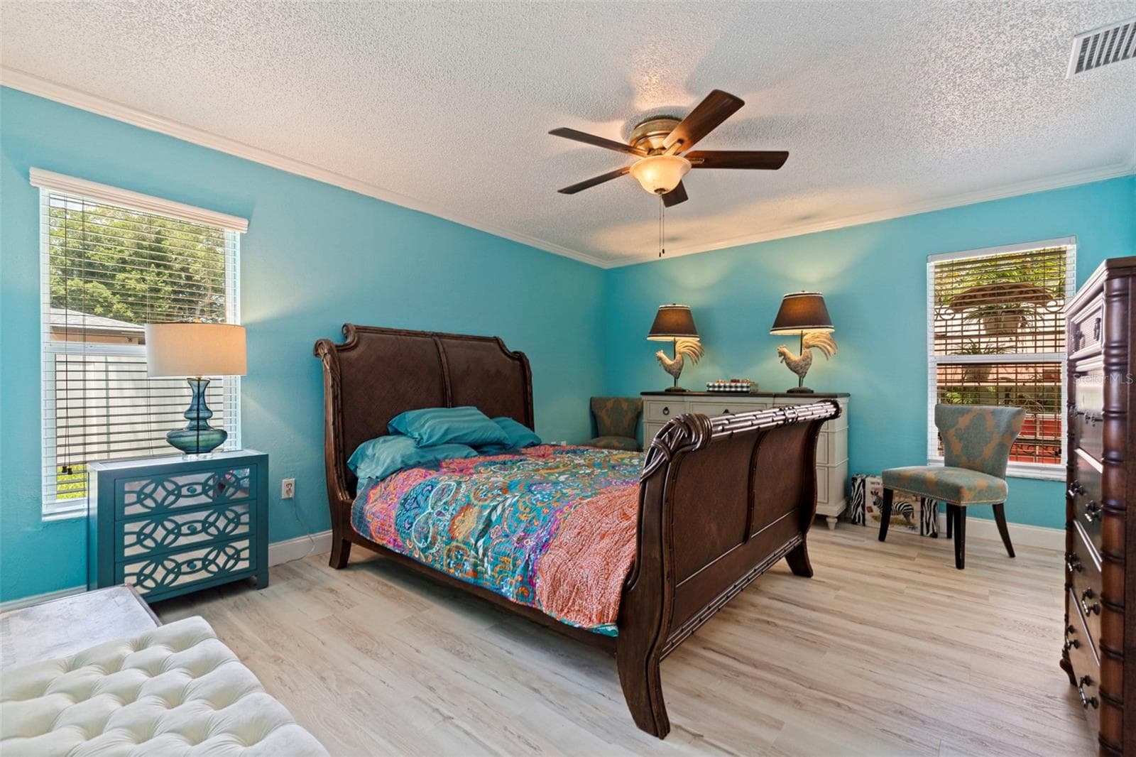 Single Family Residence at 201 58TH AVE S, ST PETERSBURG, photo 19 of 46