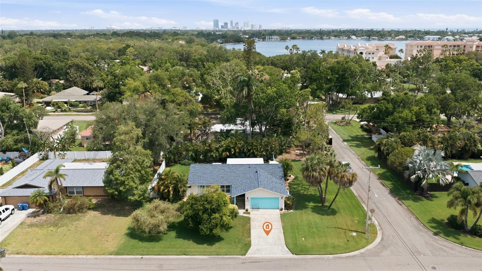 Single Family Residence at 201 58TH AVE S, ST PETERSBURG, photo 42 of 46