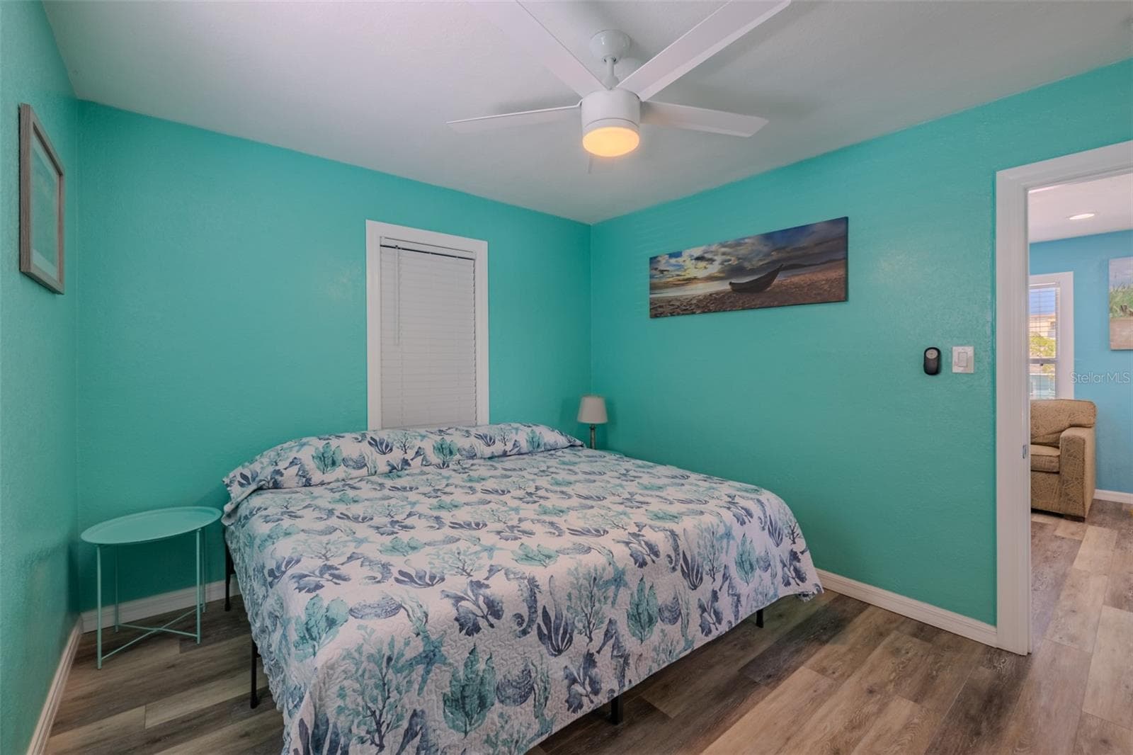 King Bed - 13343 GULF BLVD #14, MADEIRA BEACH