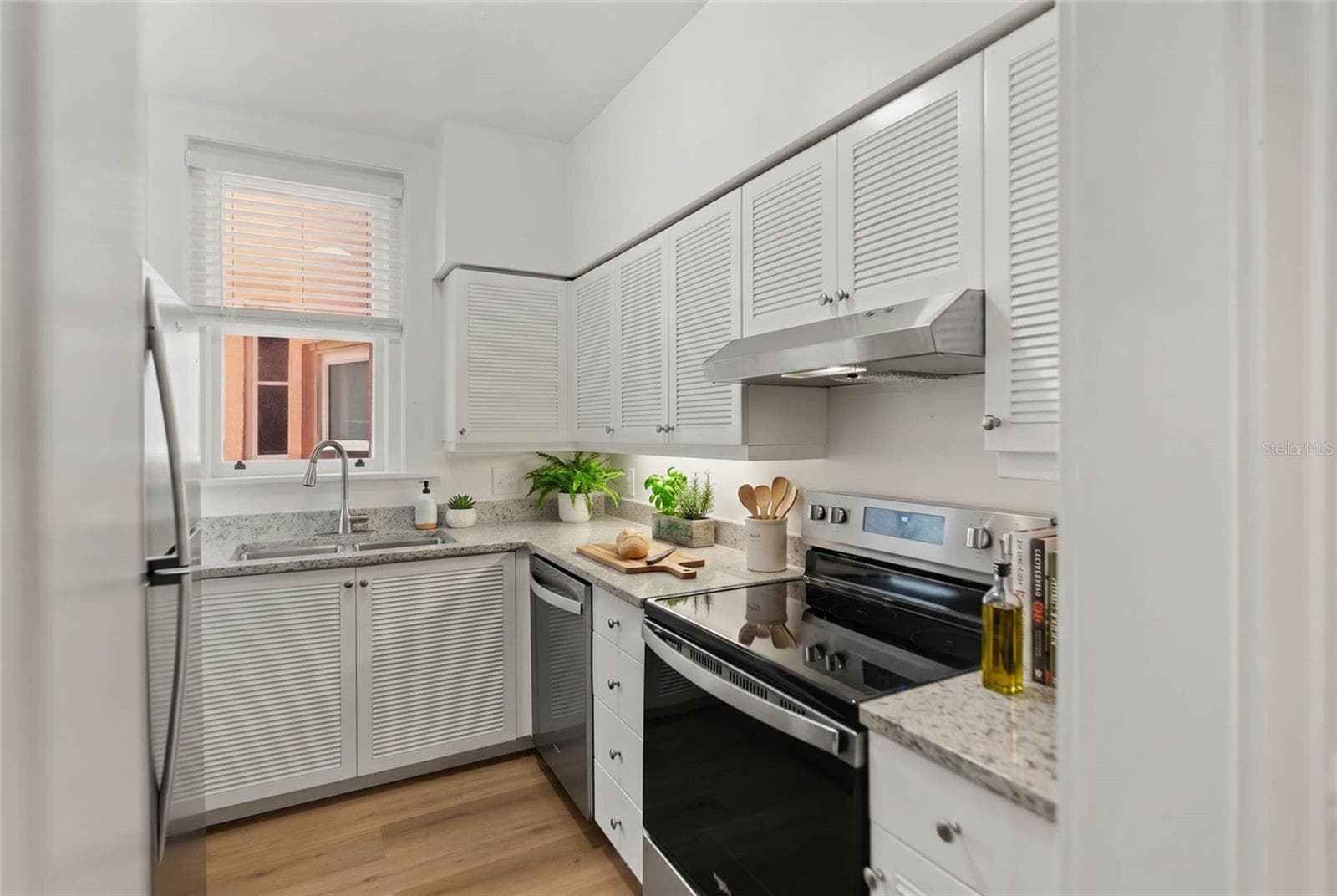 Condominium at 1221 N PALM AVE #202, SARASOTA, photo 6 of 64