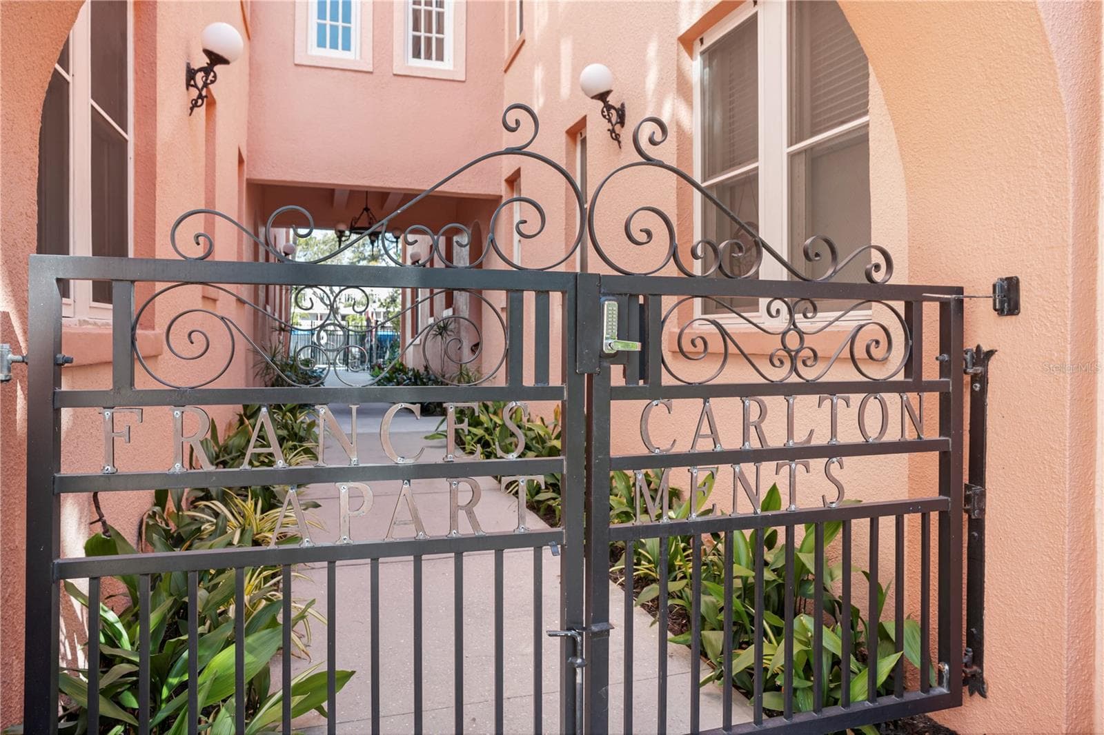 Condominium at 1221 N PALM AVE #202, SARASOTA, photo 48 of 64