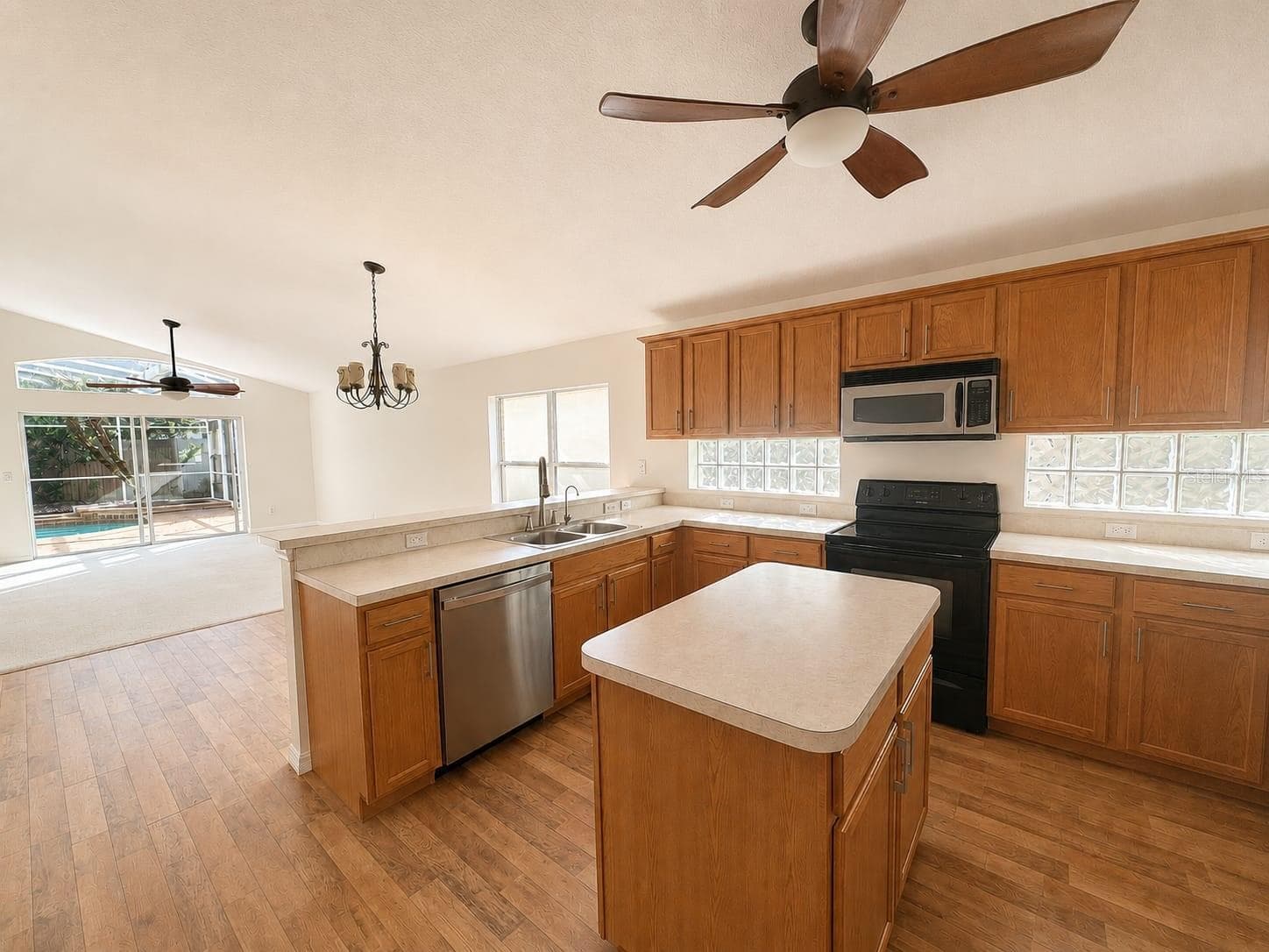 Single Family Residence at 9006 VERONA SOUND WAY, ORLANDO, photo 15 of 61