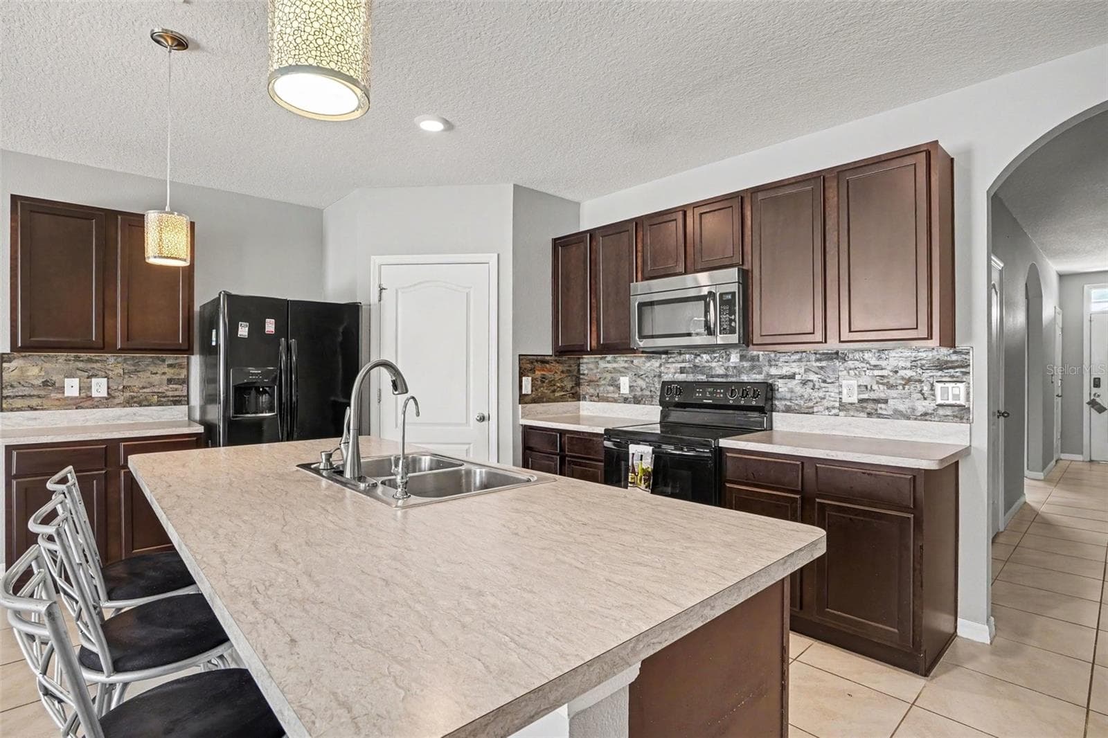 Single Family Residence at 911 WATERVILLE DR, AUBURNDALE, photo 11 of 38