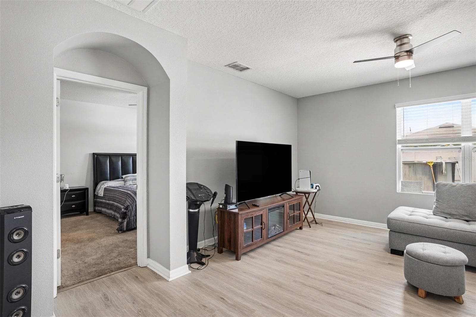 Single Family Residence at 911 WATERVILLE DR, AUBURNDALE, photo 17 of 38