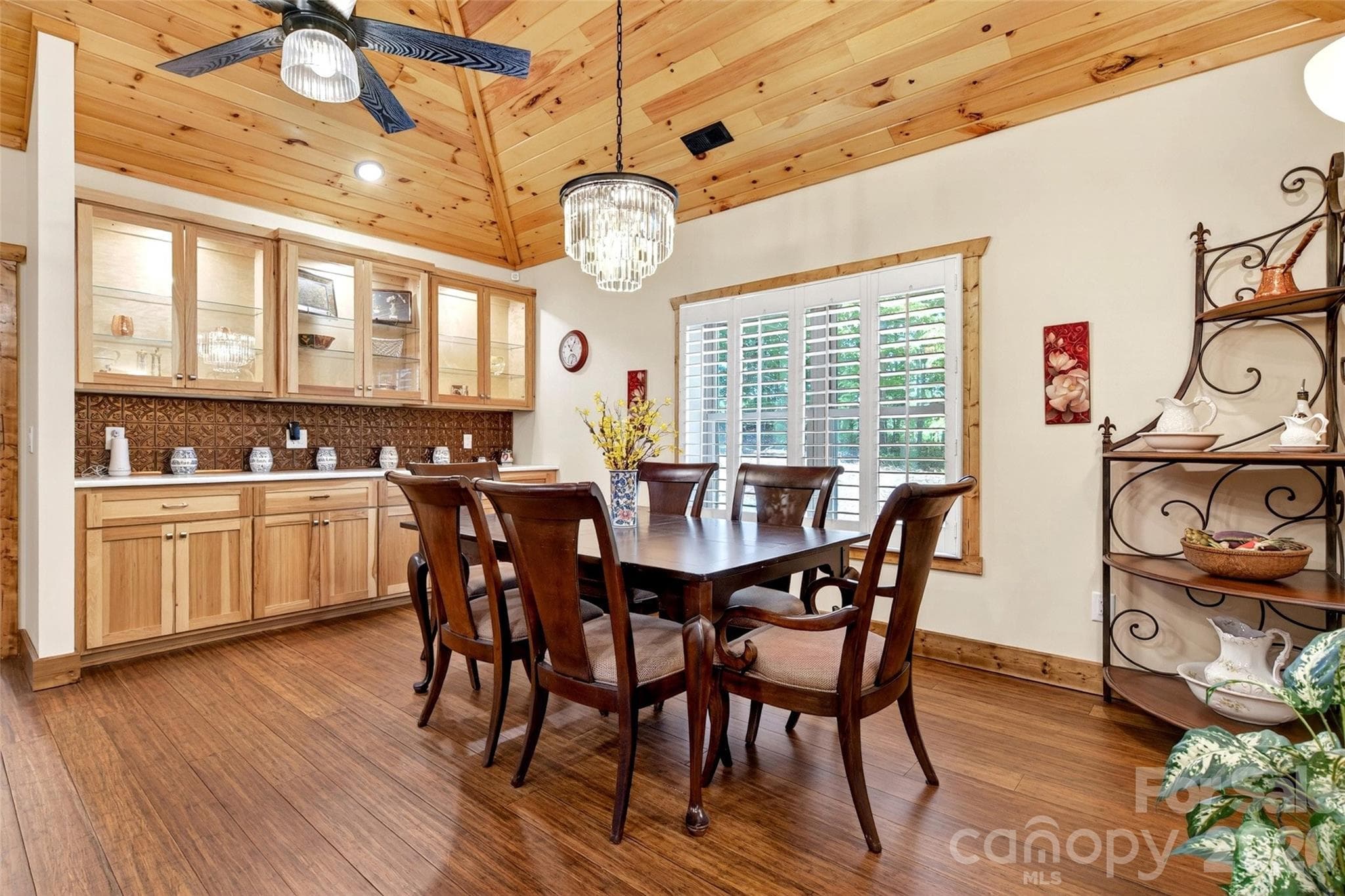 Single Family Residence at 225 Henrys Glen Drive, Morganton, photo 22 of 47