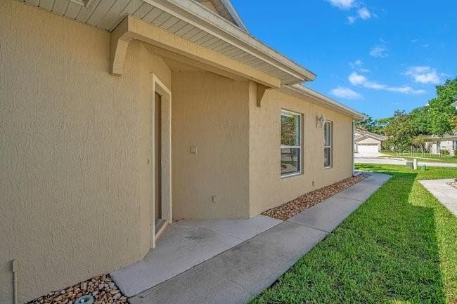 Half Duplex at 208 LAMONTE POINT CT, DEBARY, photo 5 of 47
