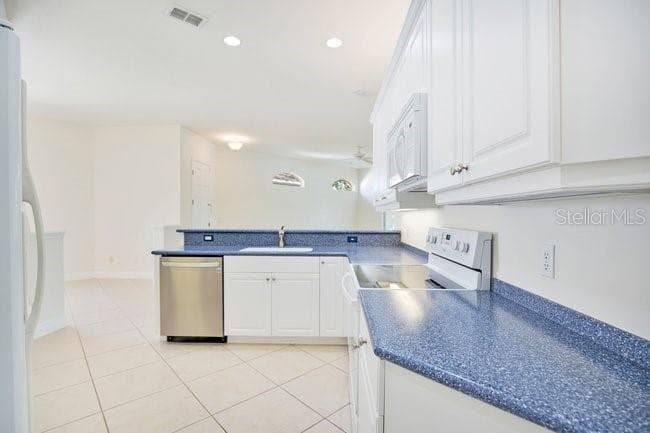 Half Duplex at 208 LAMONTE POINT CT, DEBARY, photo 16 of 47