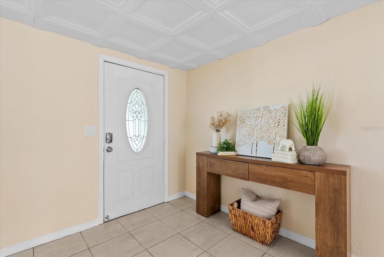 front entry - 2146 SOCIETY DR, HOLIDAY