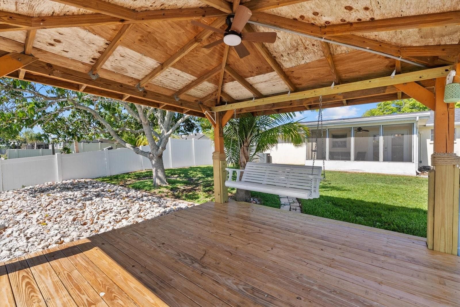 Single Family Residence at 2146 SOCIETY DR, HOLIDAY, photo 31 of 40