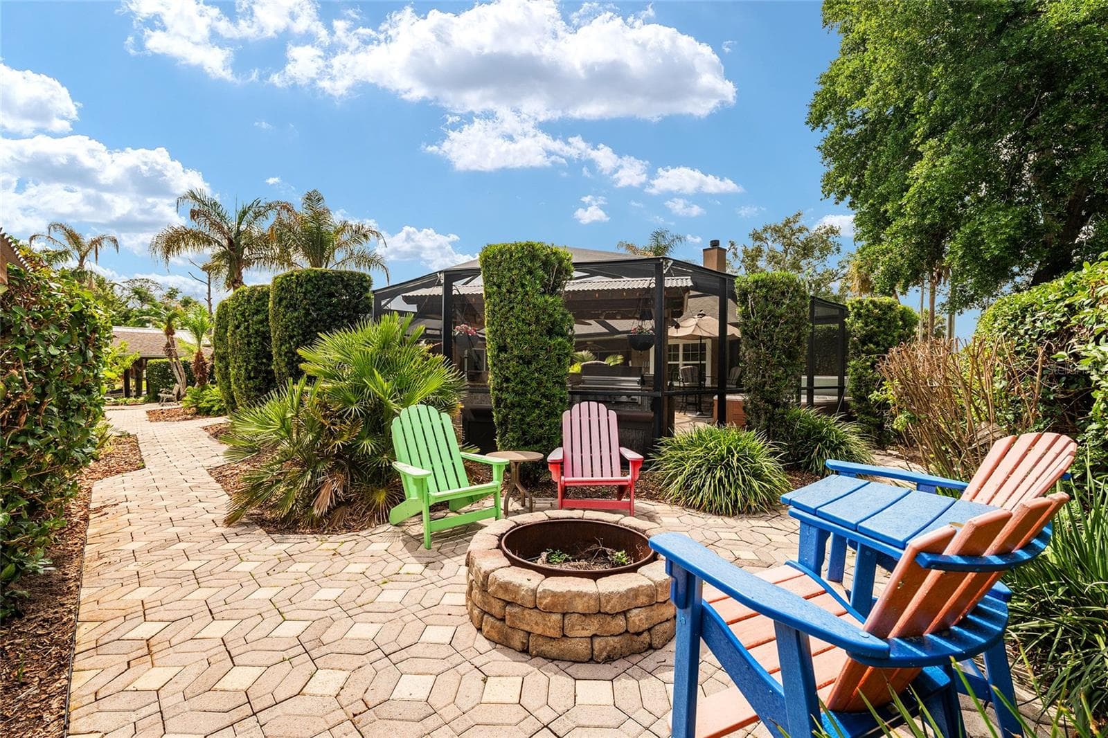 Fire pit area - 29 SE OCALE WAY, SUMMERFIELD