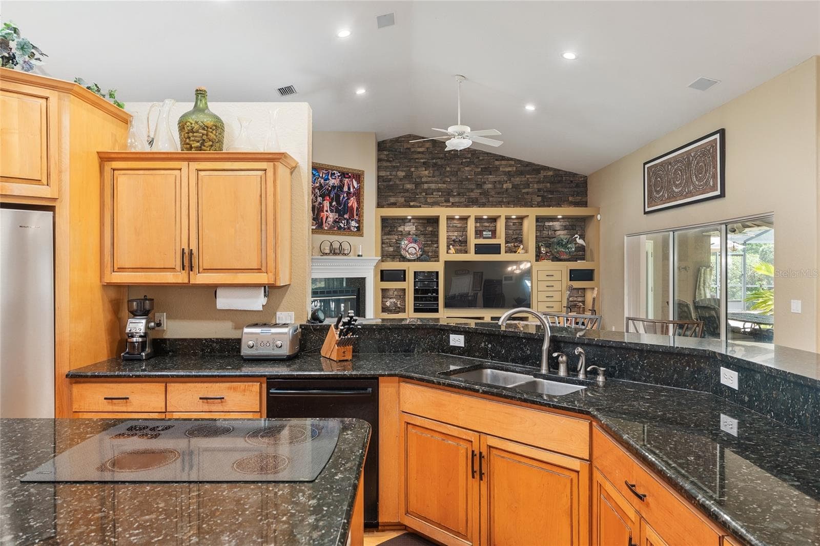 Single Family Residence at 29 SE OCALE WAY, SUMMERFIELD, photo 38 of 80