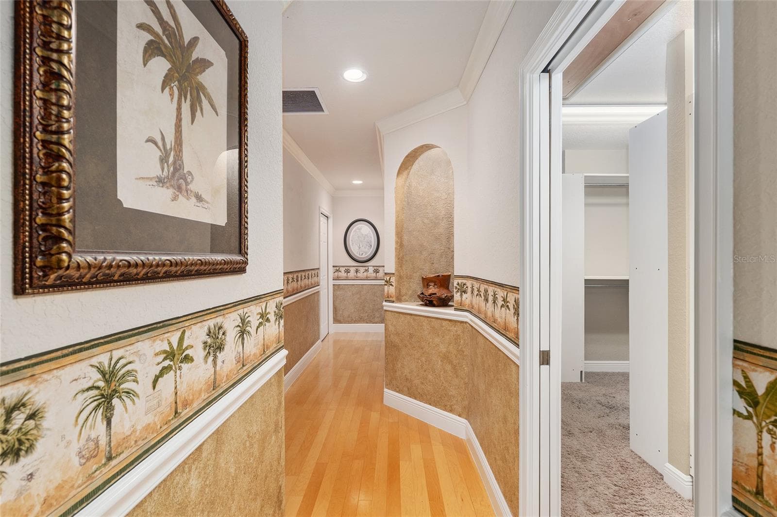 Primary hall to bedroom - 29 SE OCALE WAY, SUMMERFIELD