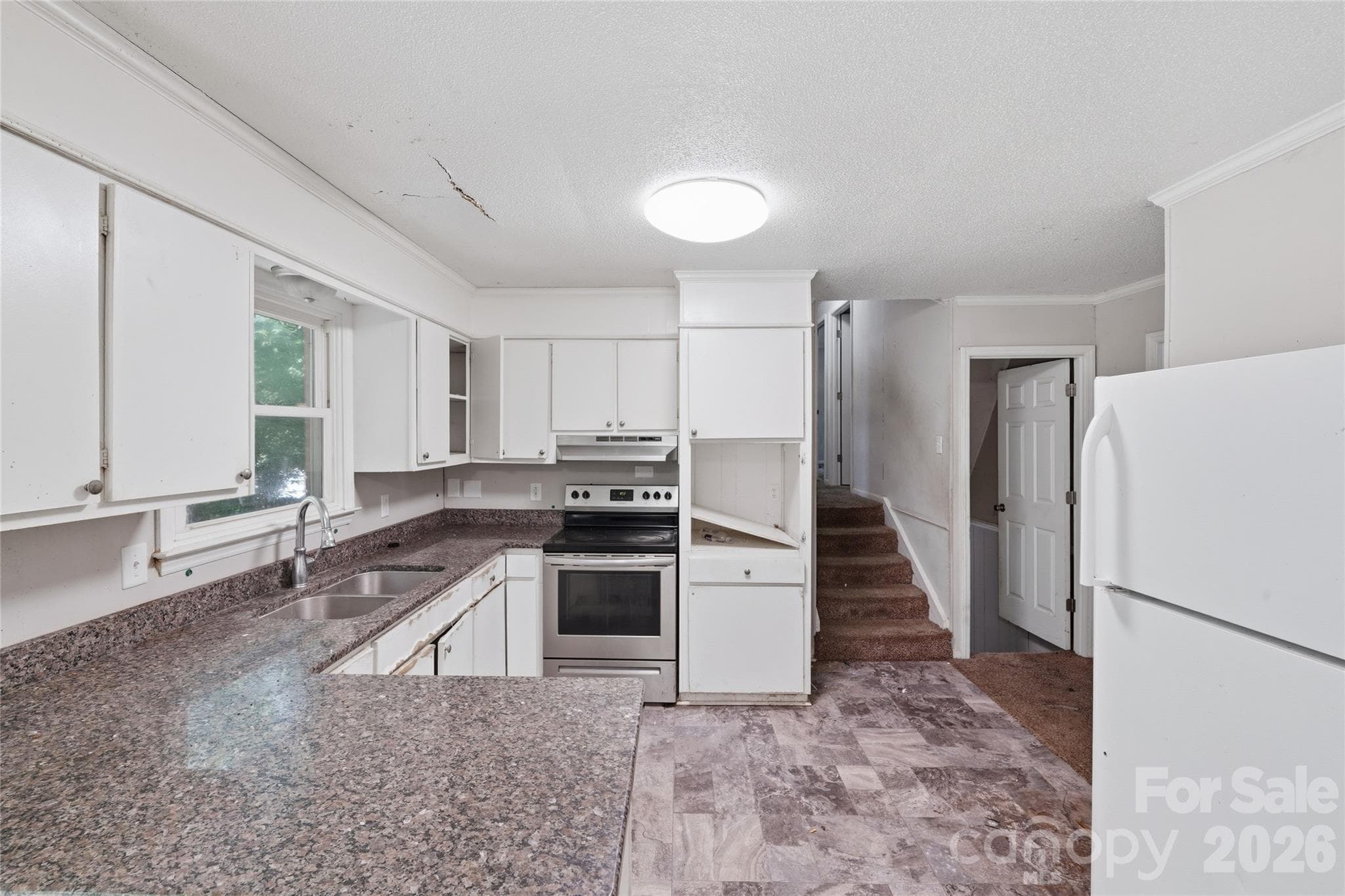 Single Family Residence at 151 Redwood Lane, Gastonia, photo 10 of 23