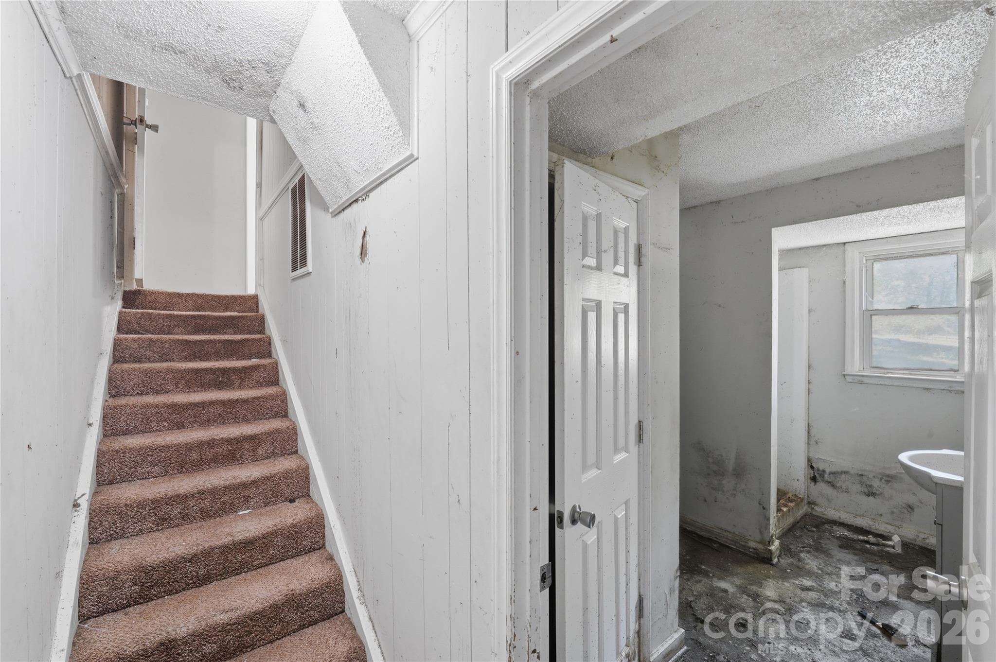 Single Family Residence at 151 Redwood Lane, Gastonia, photo 19 of 23