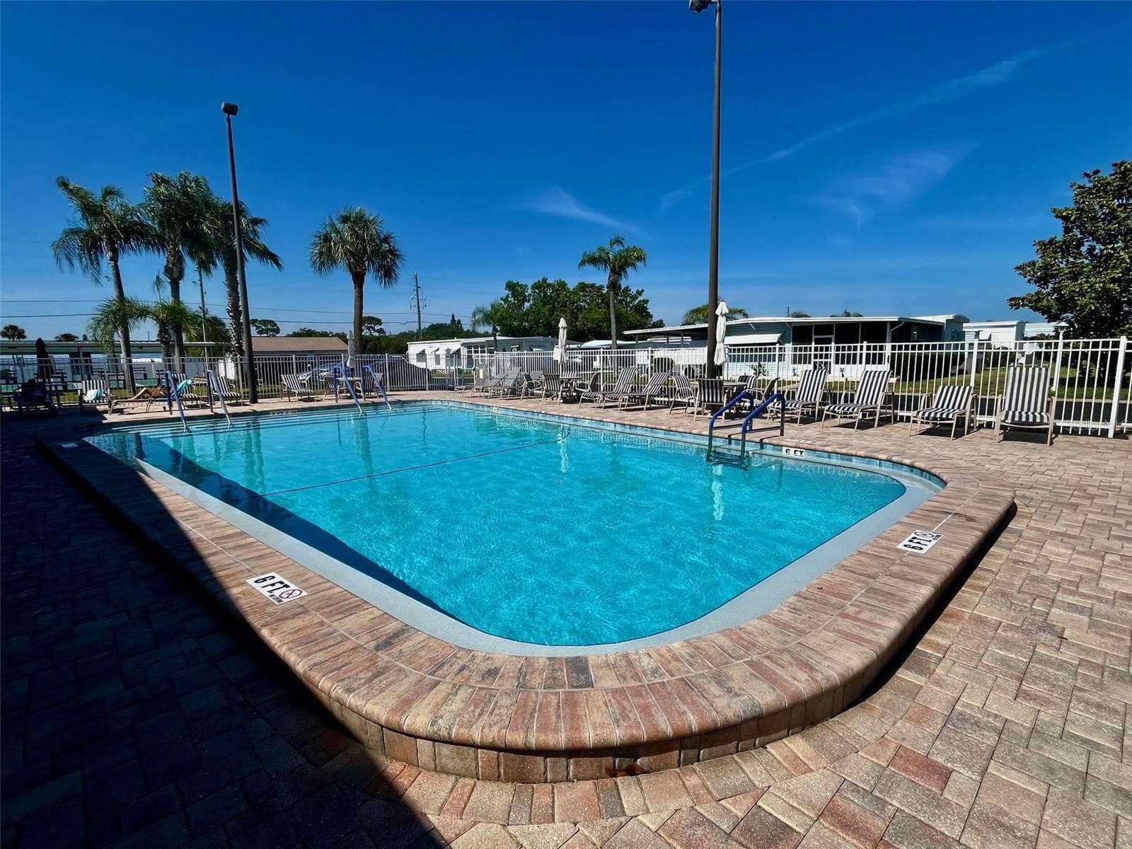 Mobile Home at 130 MELODY LN, TARPON SPRINGS, photo 34 of 47