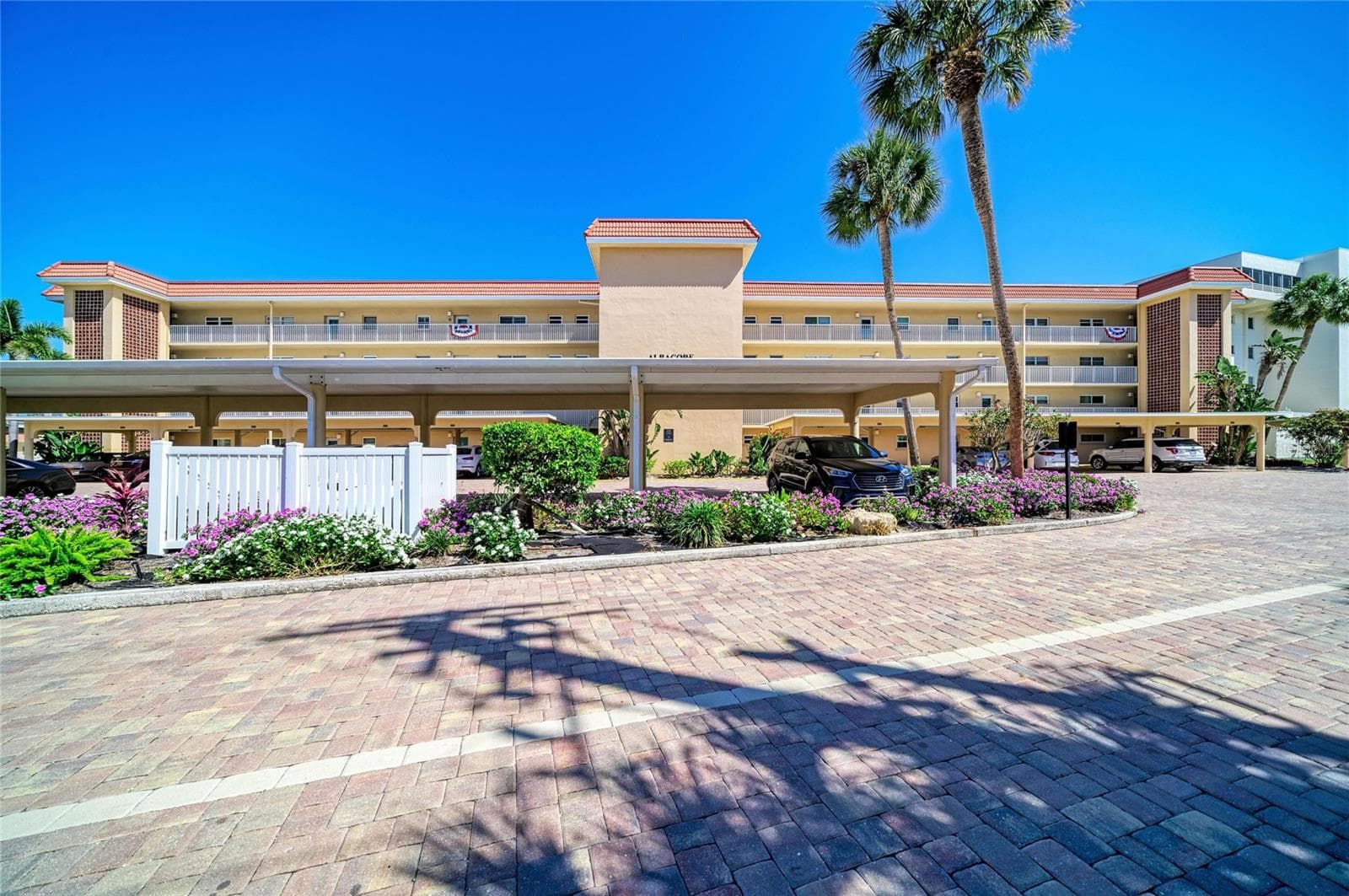 Condominium at 1257 S PORTOFINO DR #104, SARASOTA, photo 7 of 96