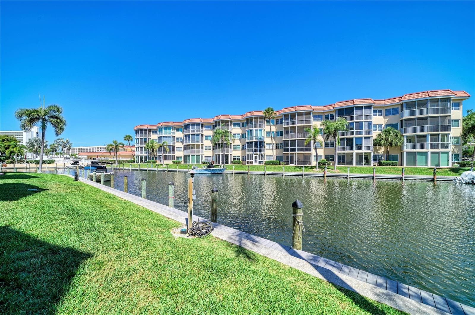 Condominium at 1257 S PORTOFINO DR #104, SARASOTA, photo 38 of 96