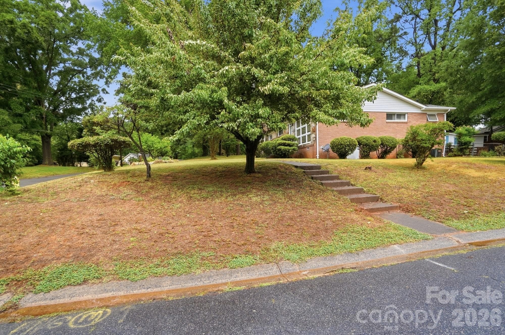 Single Family Residence at Charlotte, photo 4 of 44