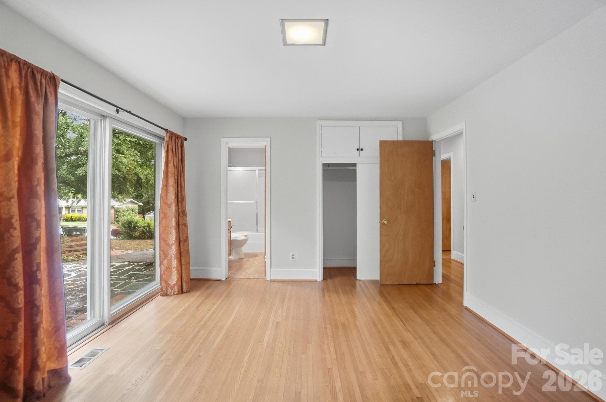 Single Family Residence at Charlotte, photo 26 of 44