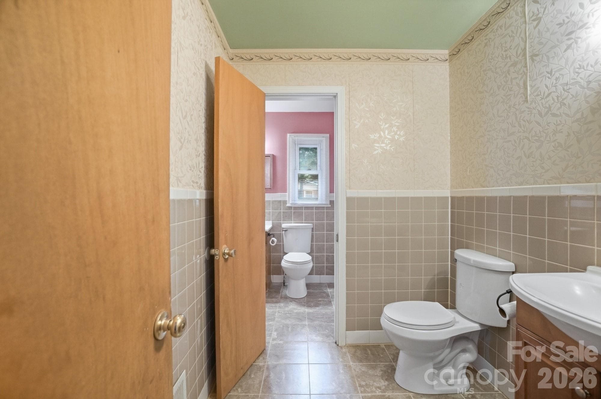 Single Family Residence at Charlotte, photo 31 of 44