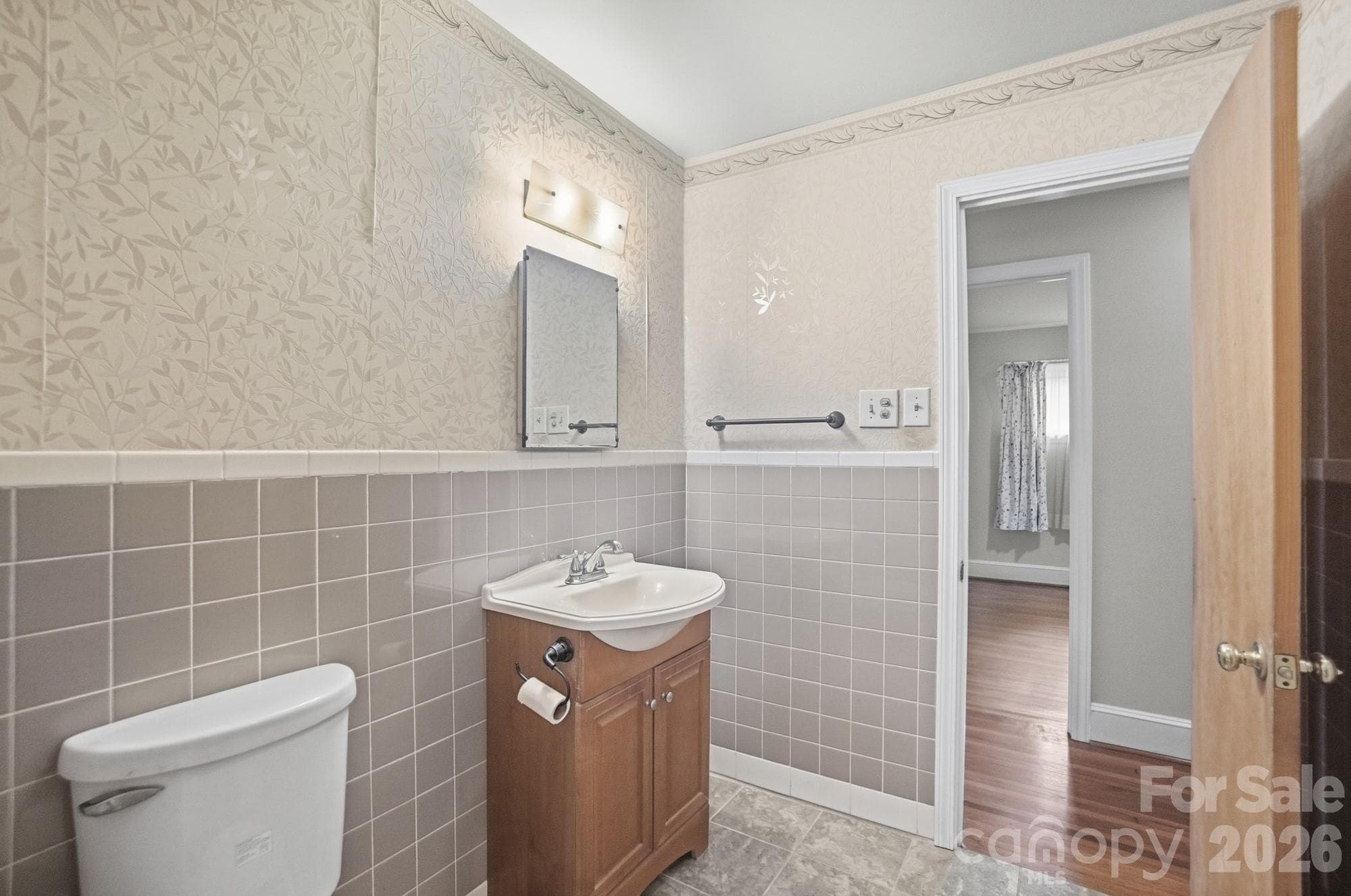 Single Family Residence at Charlotte, photo 32 of 44
