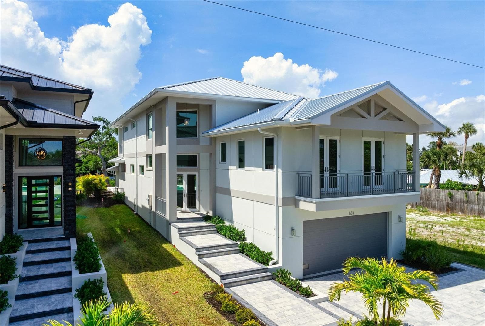 Single Family Residence at 533 VENICE LN, SARASOTA, photo 6 of 100