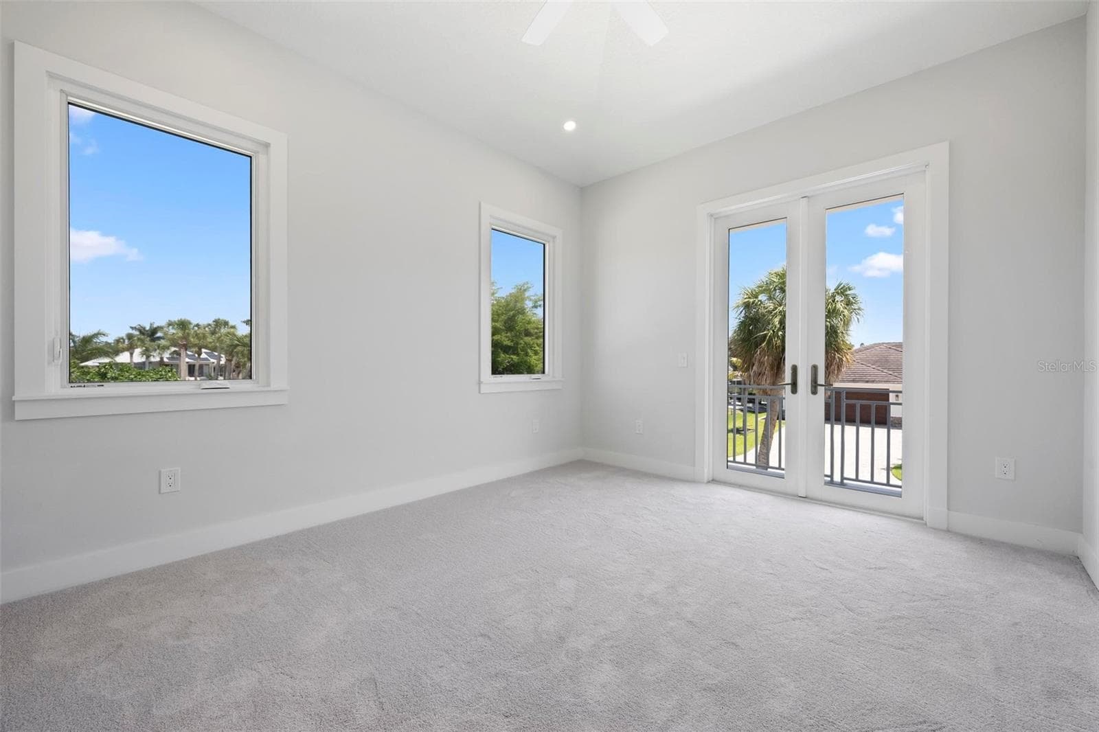 Single Family Residence at 533 VENICE LN, SARASOTA, photo 43 of 100