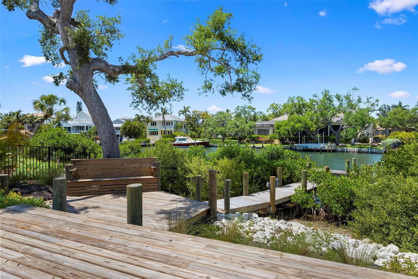 Single Family Residence at 533 VENICE LN, SARASOTA, photo 73 of 100
