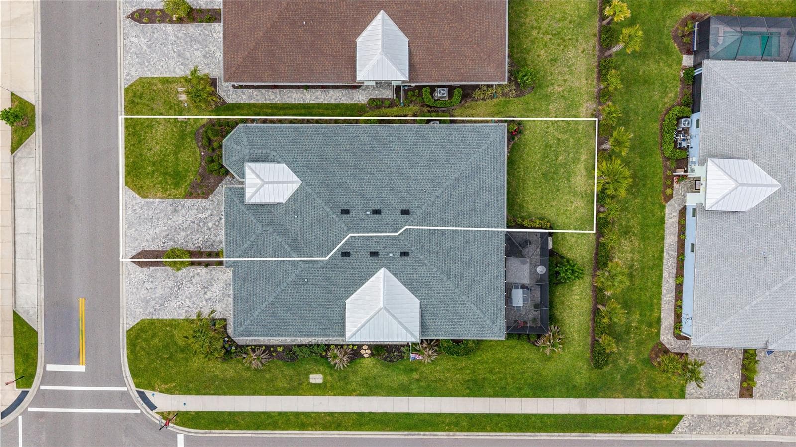 Approximate Lot - 466 MARGARITAVILLE AVE, DAYTONA BEACH