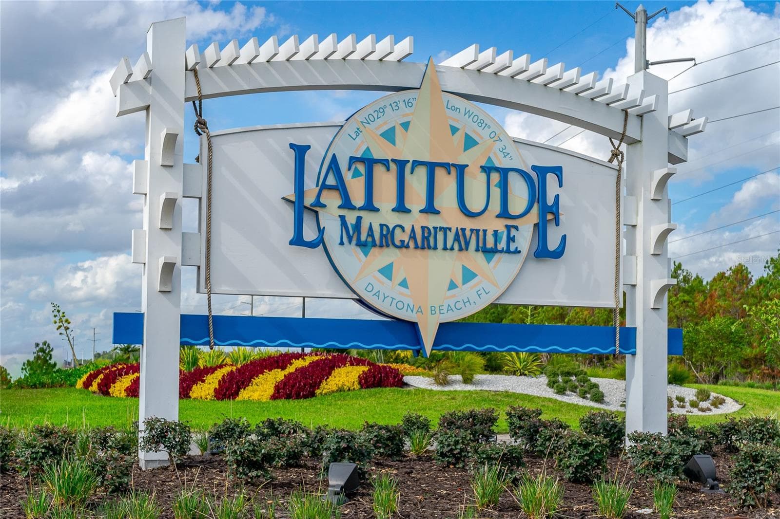 Your Home in Paradis Awaits! - 466 MARGARITAVILLE AVE, DAYTONA BEACH