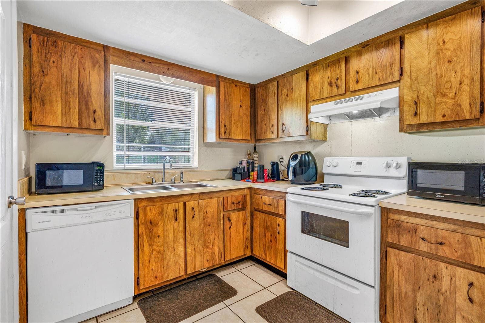 Condominium at 428 BANANA CAY DR #A, SOUTH DAYTONA, photo 11 of 30