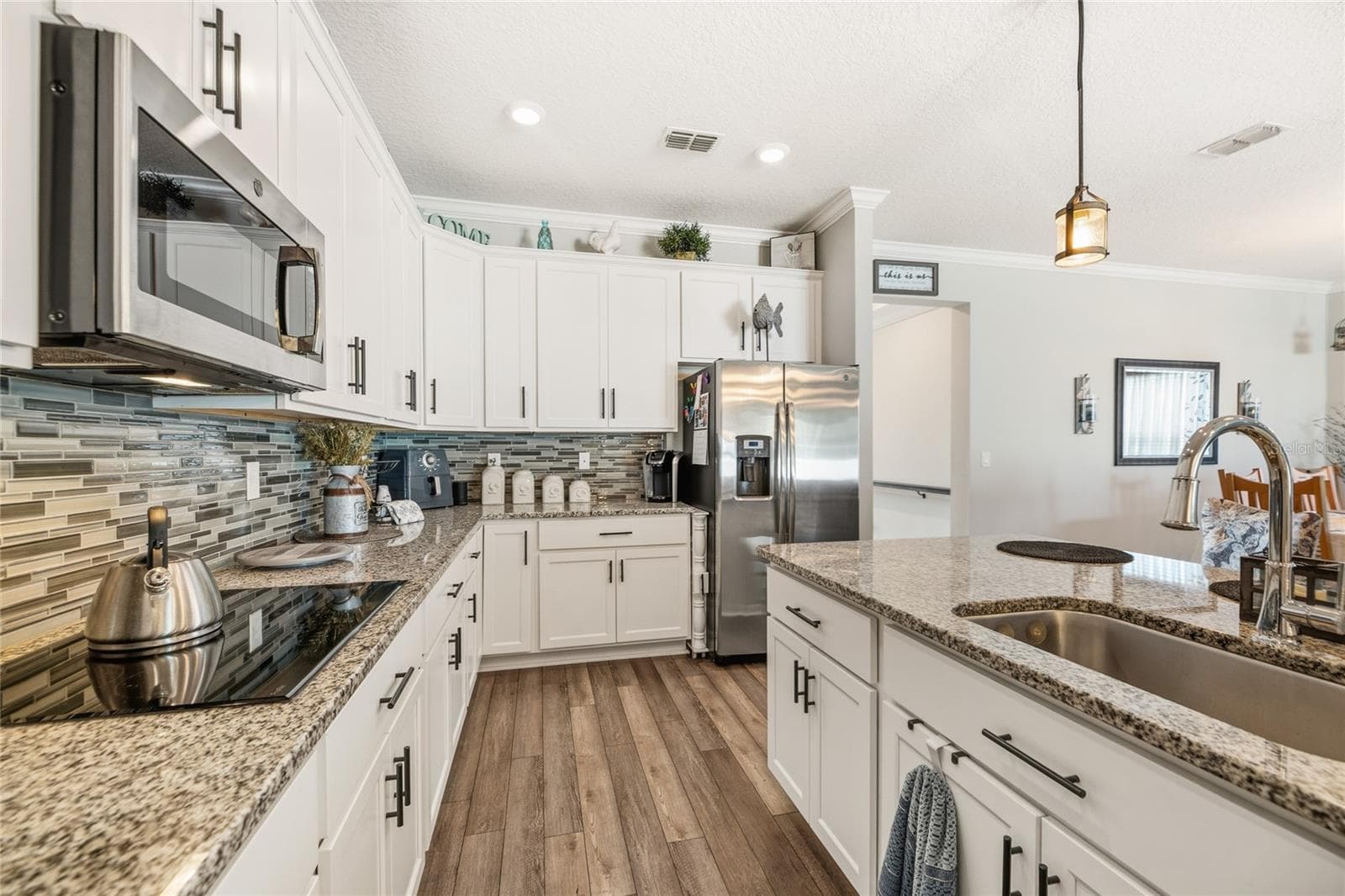 Custom Backsplash - 31 OLIVINE CT, ST AUGUSTINE