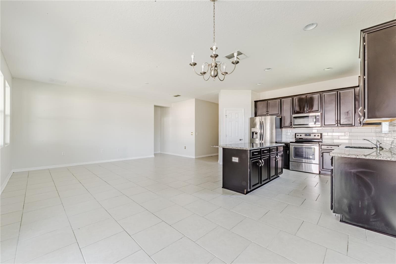 Single Family Residence at 3040 SANDERLING ST, HAINES CITY, photo 16 of 34