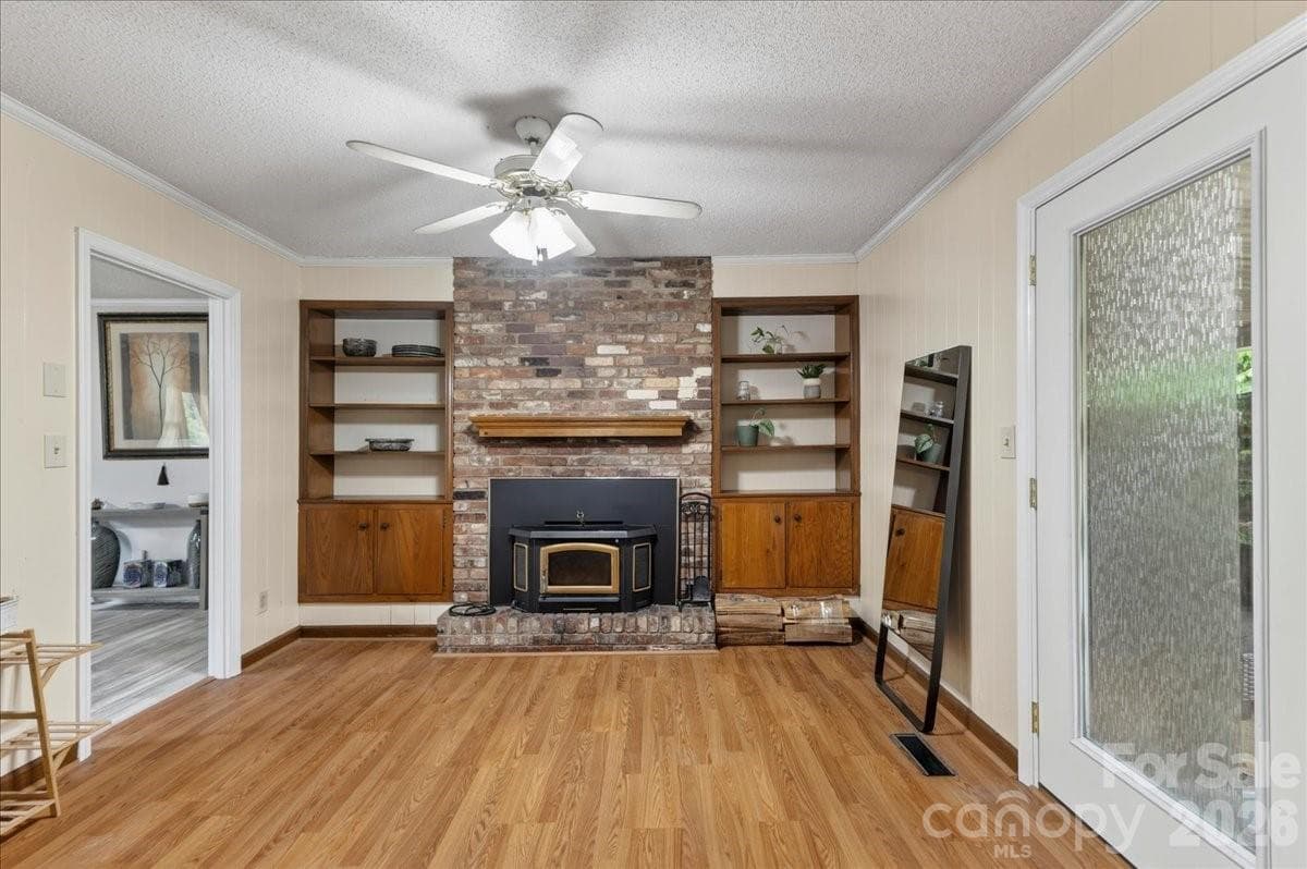Single Family Residence at 1303 Wildwood Drive, Kannapolis, photo 11 of 23