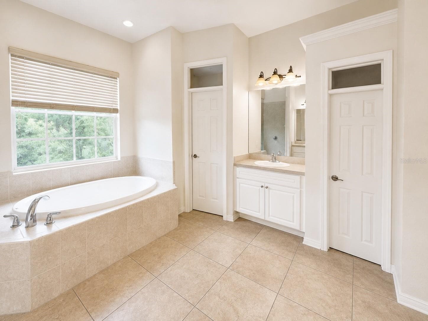 Single Family Residence at 5635 CANVASBACK CT, LAKELAND, photo 18 of 44