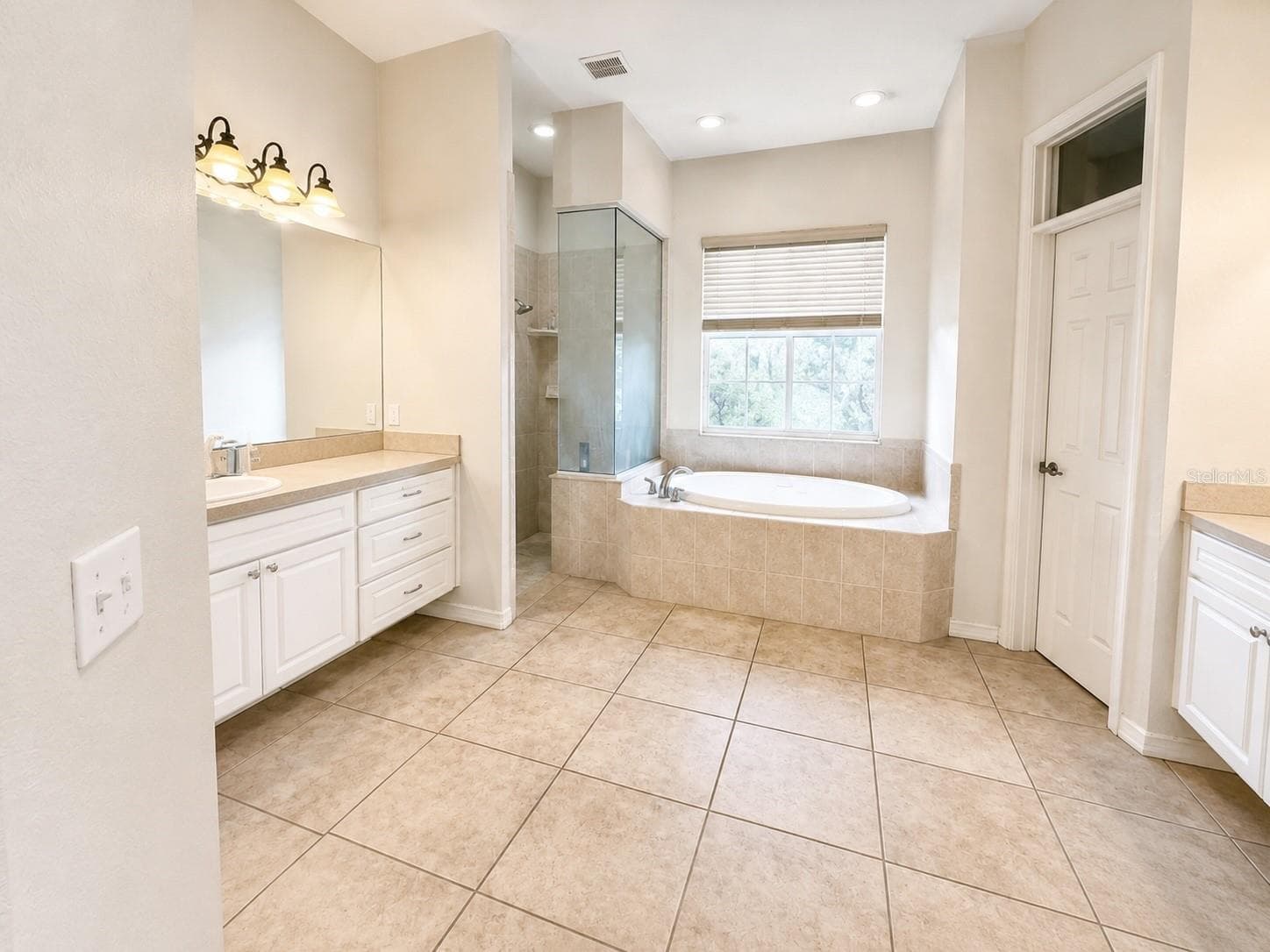 Single Family Residence at 5635 CANVASBACK CT, LAKELAND, photo 19 of 44