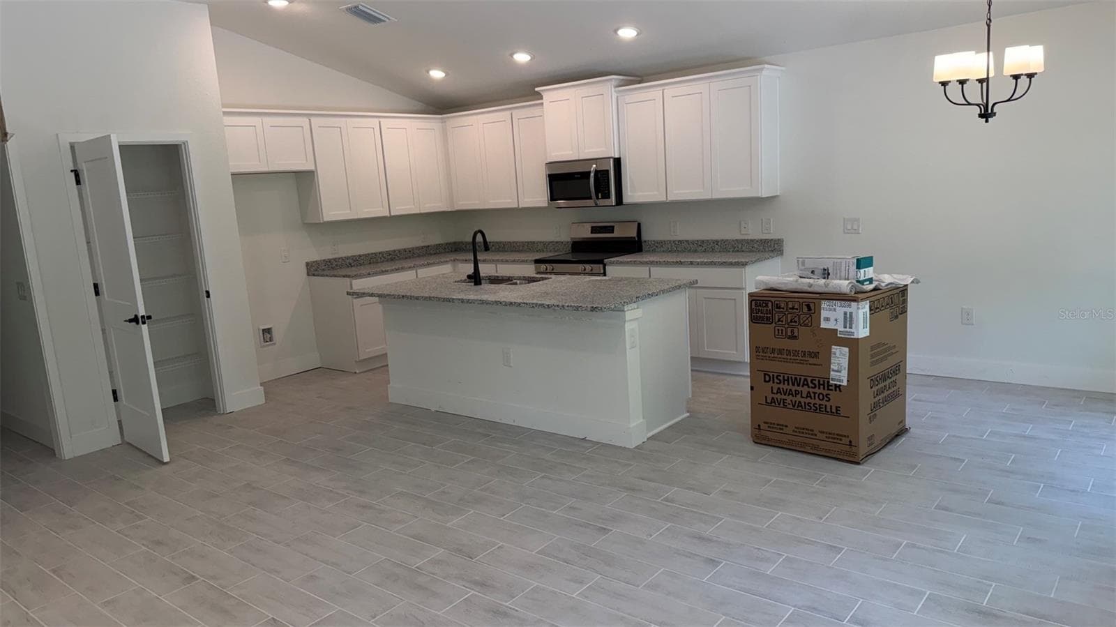Single Family Residence at 17492 QUINCY AVE, PORT CHARLOTTE, photo 2 of 7