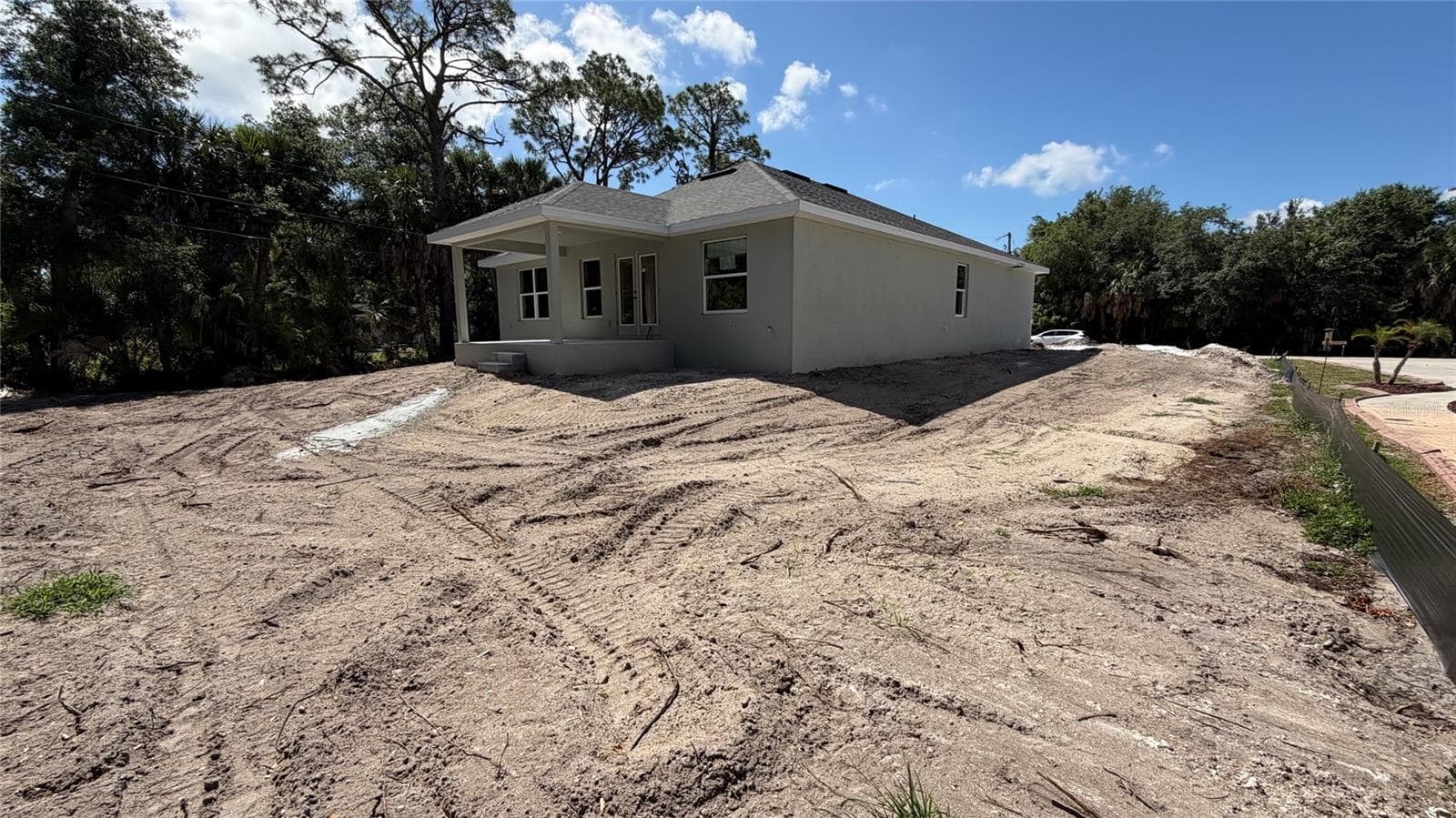 Single Family Residence at 17492 QUINCY AVE, PORT CHARLOTTE, photo 4 of 7