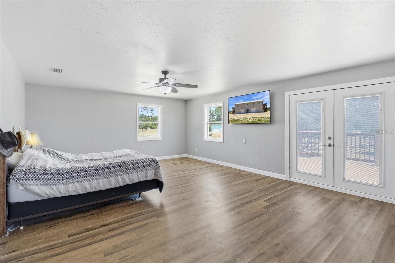 Single Family Residence at 9560 N PARKWOOD AVE, DUNNELLON, photo 16 of 50