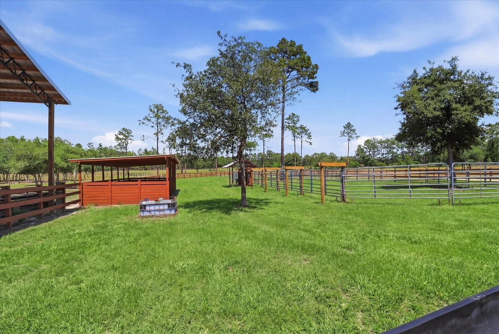 Single Family Residence at 9560 N PARKWOOD AVE, DUNNELLON, photo 34 of 50