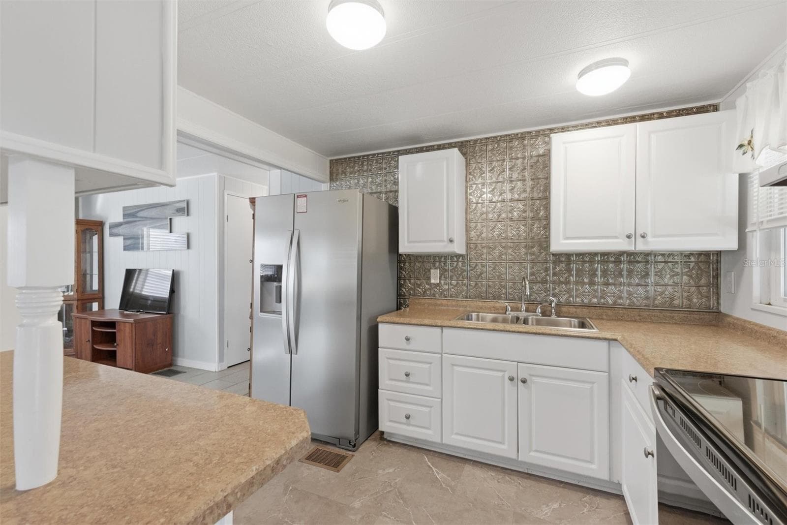 Mobile Home at 24437 HARBORVIEW RD #5, PUNTA GORDA, photo 58 of 87