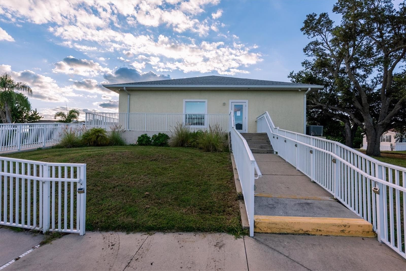 Mobile Home at 24437 HARBORVIEW RD #5, PUNTA GORDA, photo 72 of 87