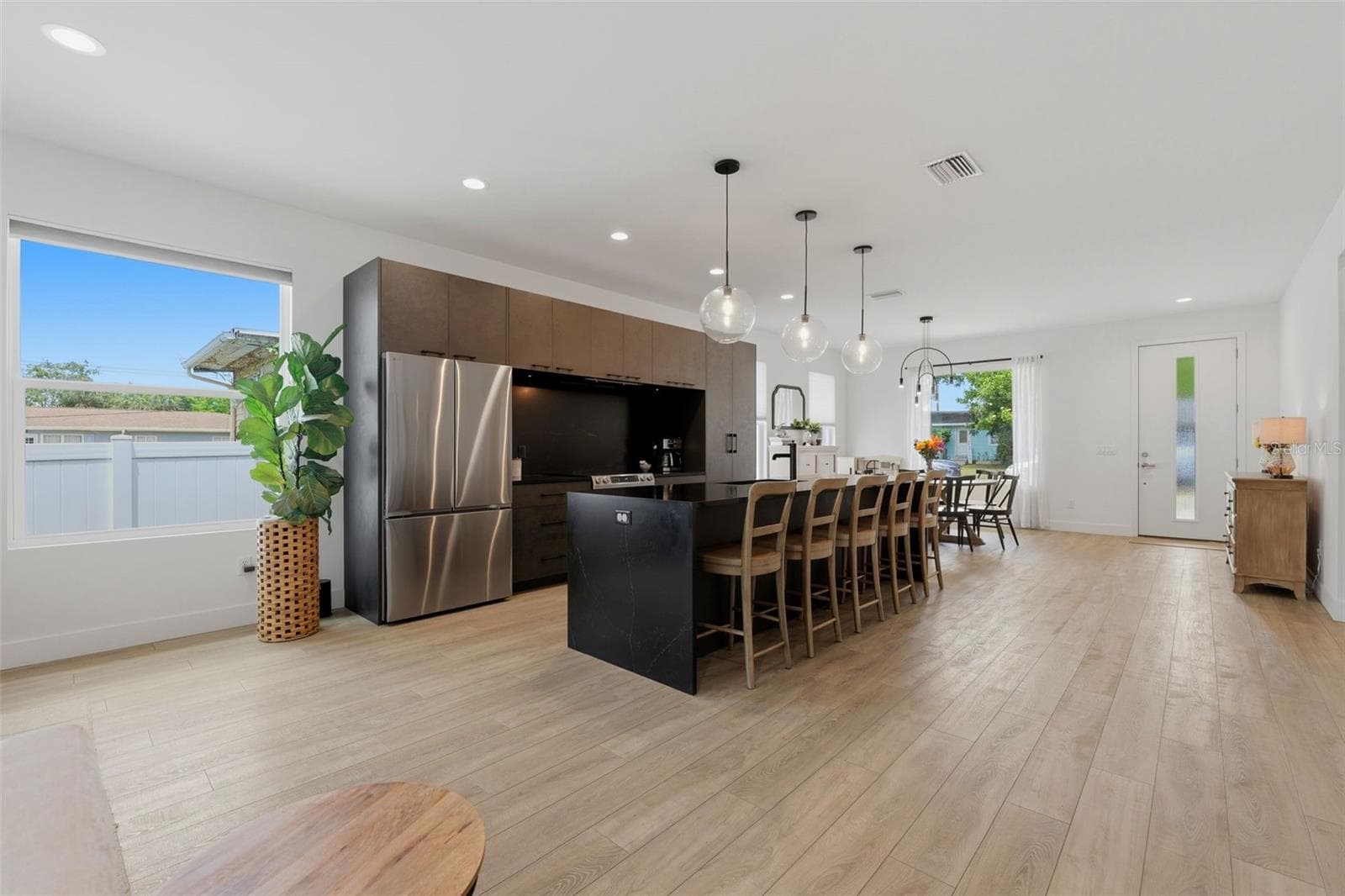Single Family Residence at 5160 DARTMOUTH AVE N, ST PETERSBURG, photo 11 of 59