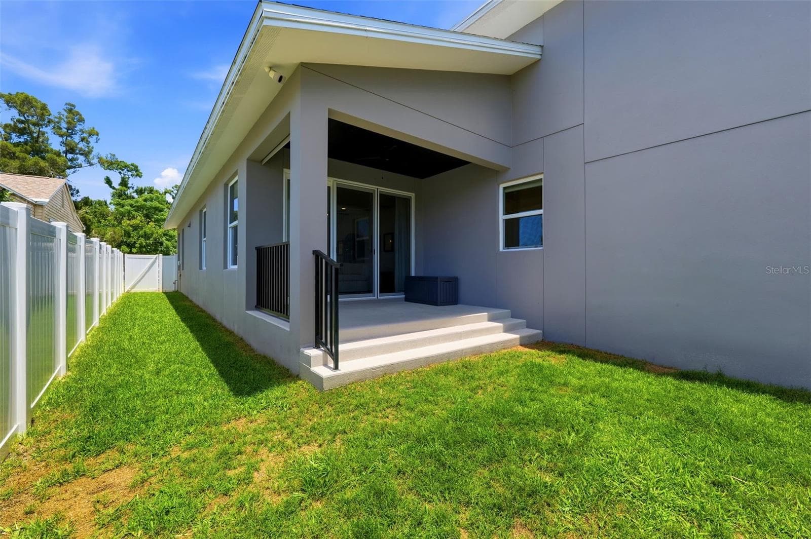 Single Family Residence at 5160 DARTMOUTH AVE N, ST PETERSBURG, photo 25 of 59
