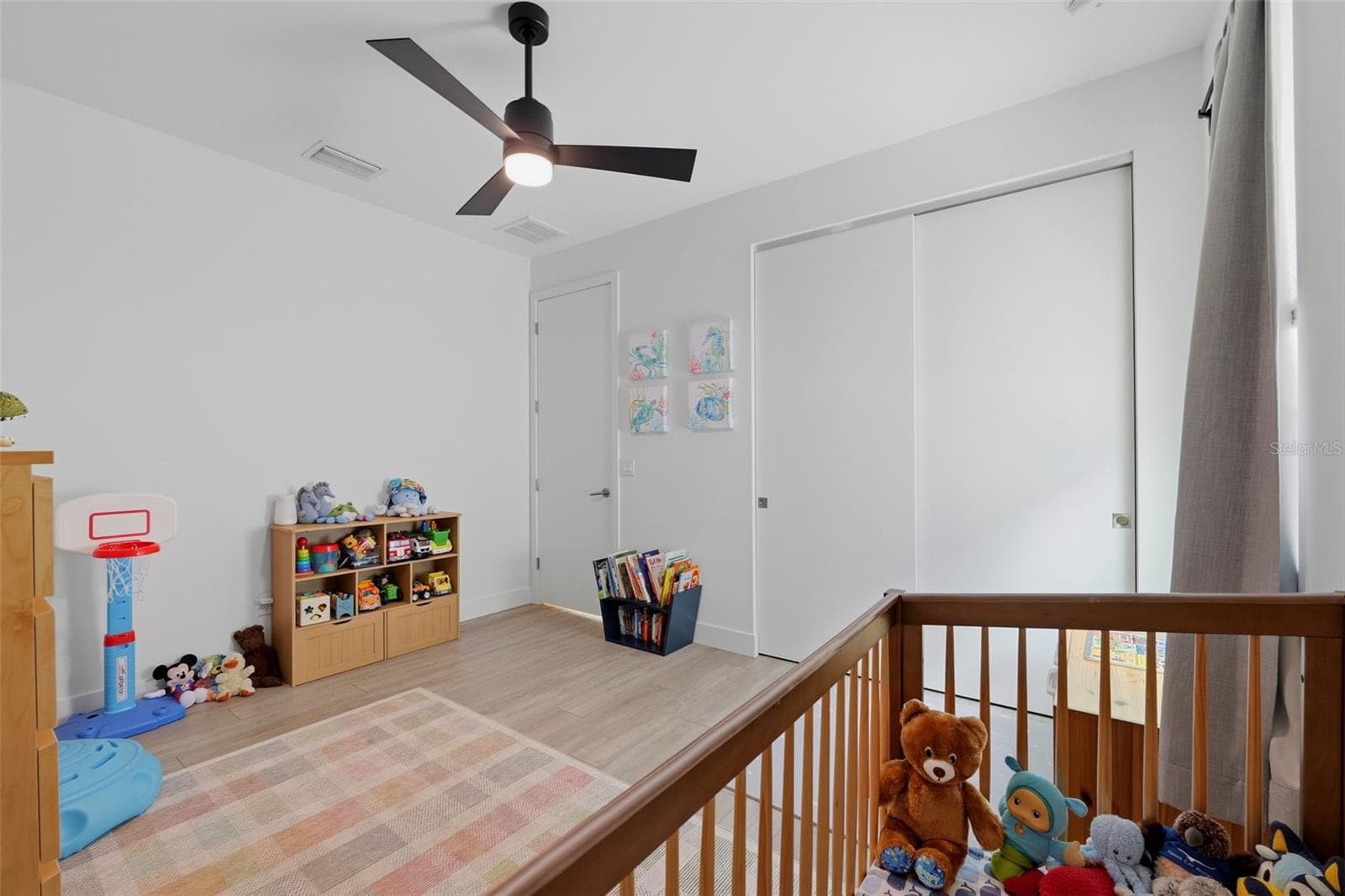 Single Family Residence at 5160 DARTMOUTH AVE N, ST PETERSBURG, photo 35 of 59