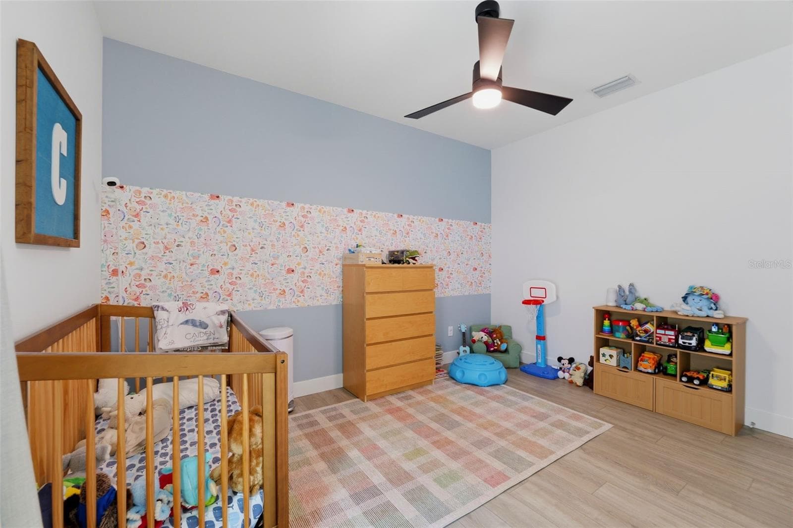 Single Family Residence at 5160 DARTMOUTH AVE N, ST PETERSBURG, photo 36 of 59
