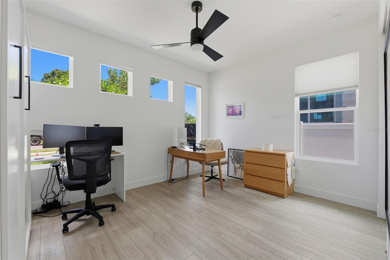 Single Family Residence at 5160 DARTMOUTH AVE N, ST PETERSBURG, photo 38 of 59