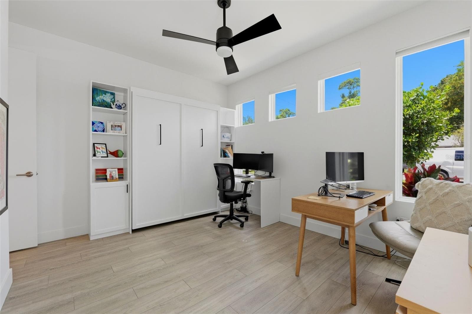 Single Family Residence at 5160 DARTMOUTH AVE N, ST PETERSBURG, photo 39 of 59