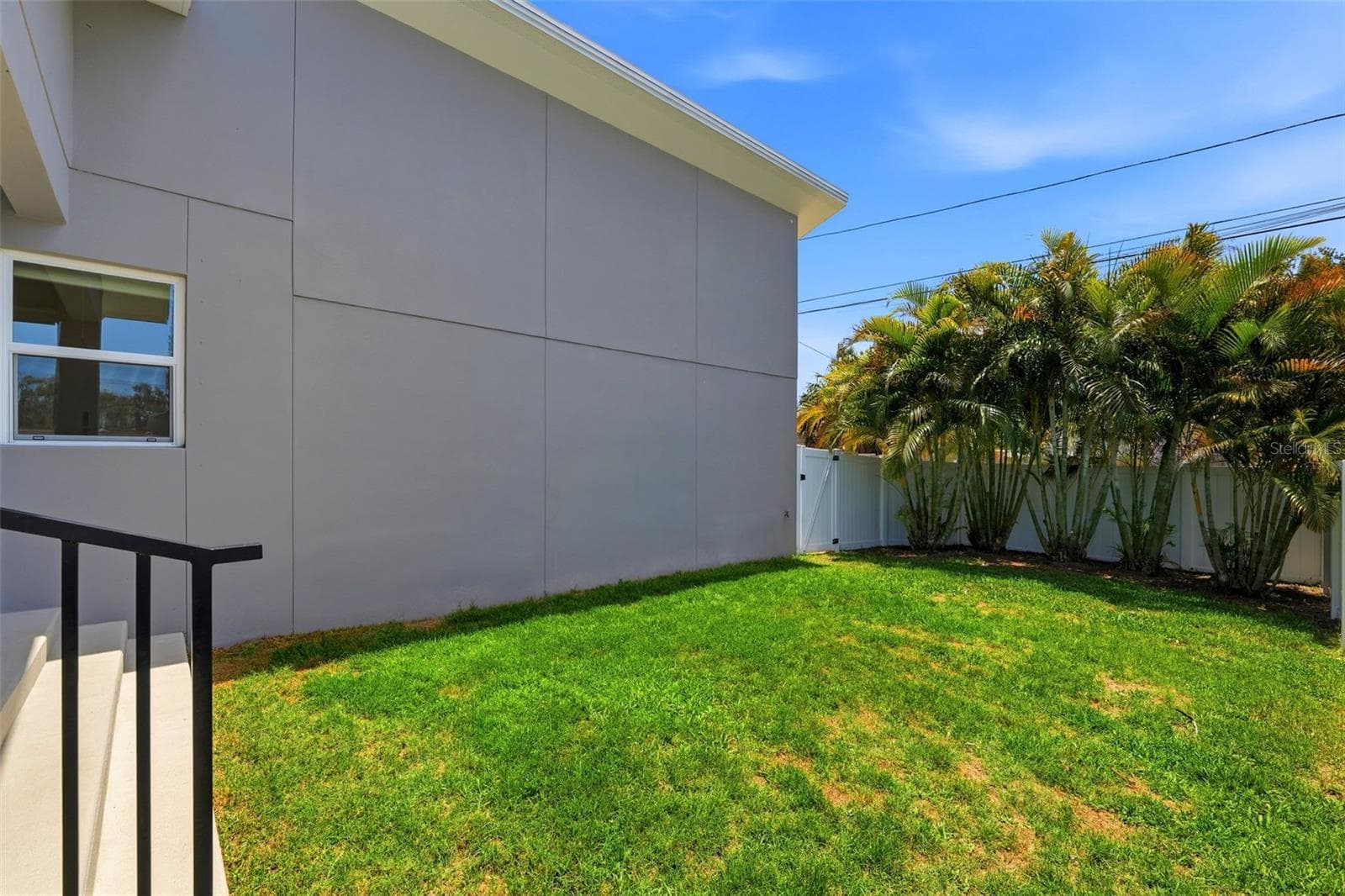 Single Family Residence at 5160 DARTMOUTH AVE N, ST PETERSBURG, photo 44 of 59