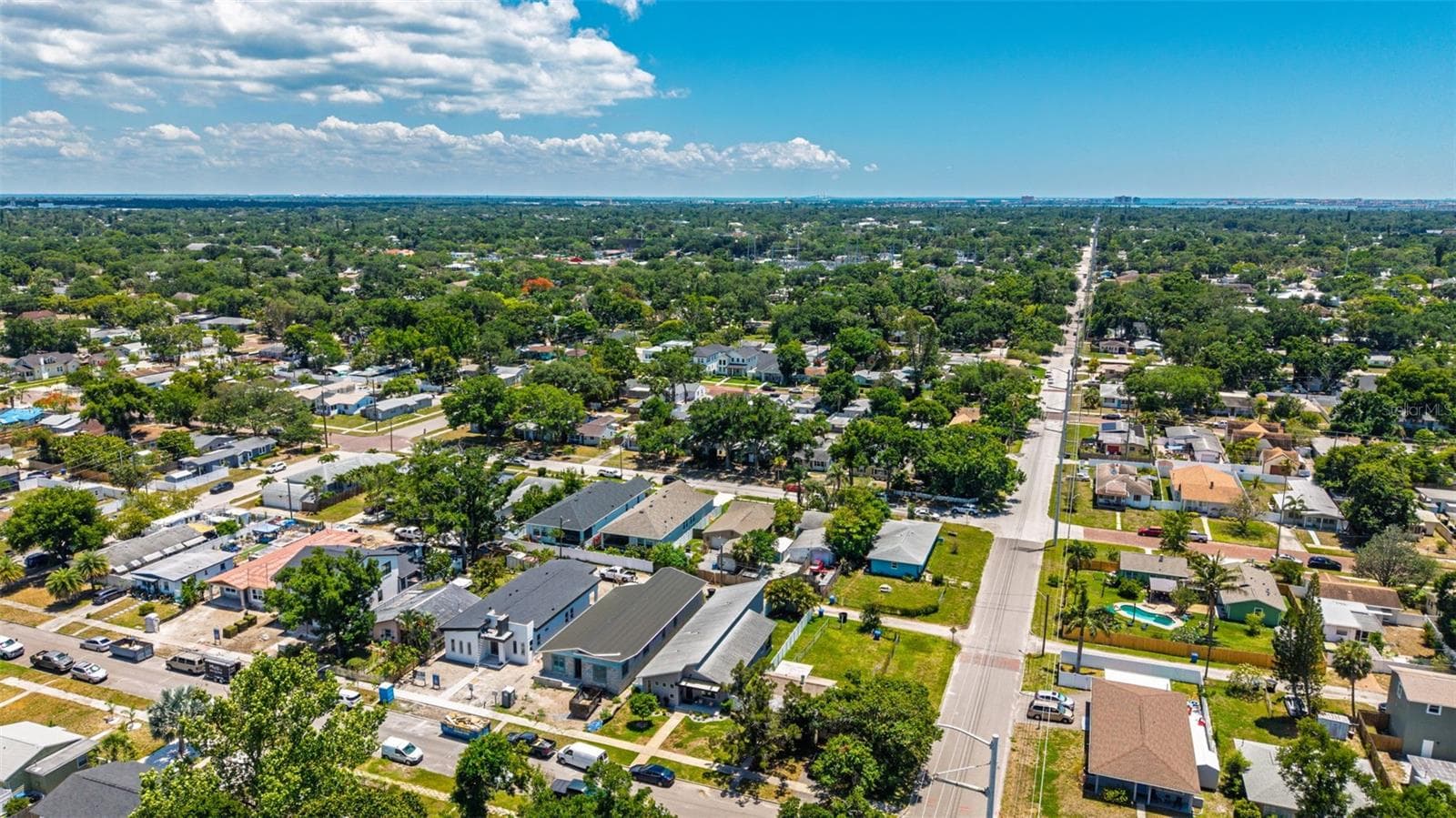 Single Family Residence at 5160 DARTMOUTH AVE N, ST PETERSBURG, photo 56 of 59